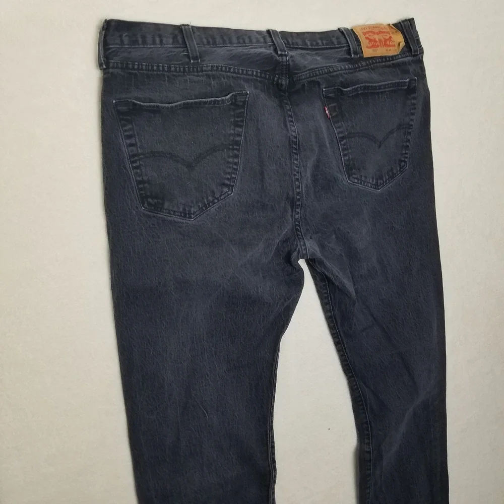 Levi's 501 size 38x32 Men's Black Denim Button Fly Straight‎ Leg Jeans
